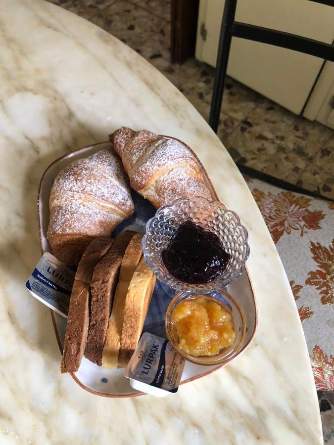 مبيت وإفطار مارينا دي ماسا Casa Cambini المظهر الخارجي الصورة